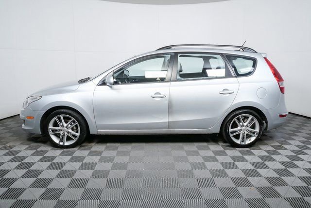 Used 2010 Hyundai Elantra SE image 23