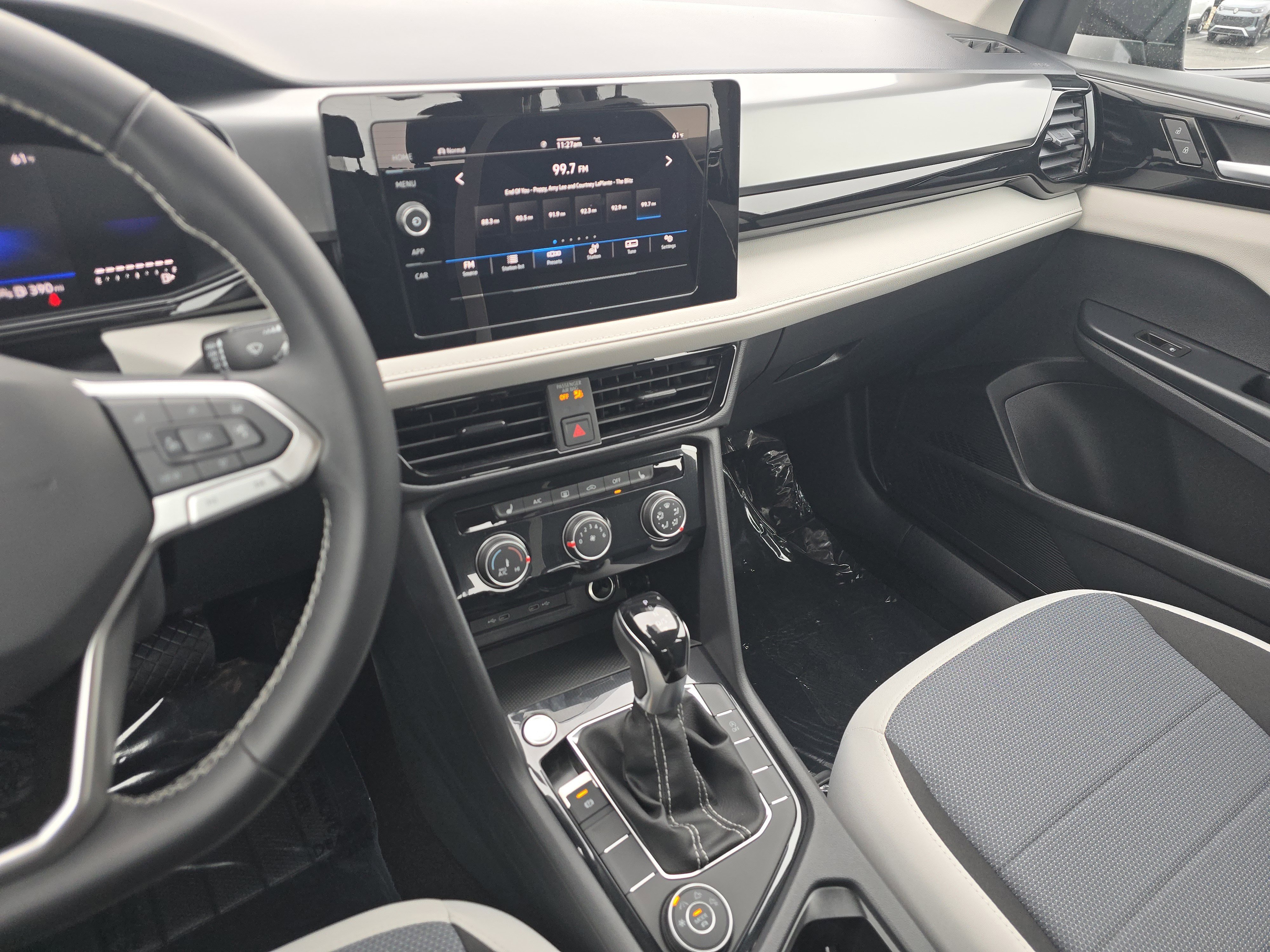 New 2026 Volkswagen Taos S AWD/4WD image 21