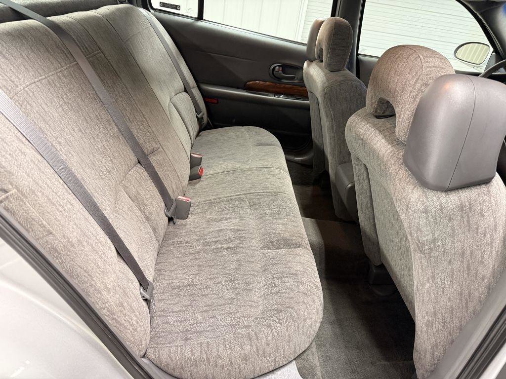 Used 2003 Buick Le Sabre Custom FWD image 30