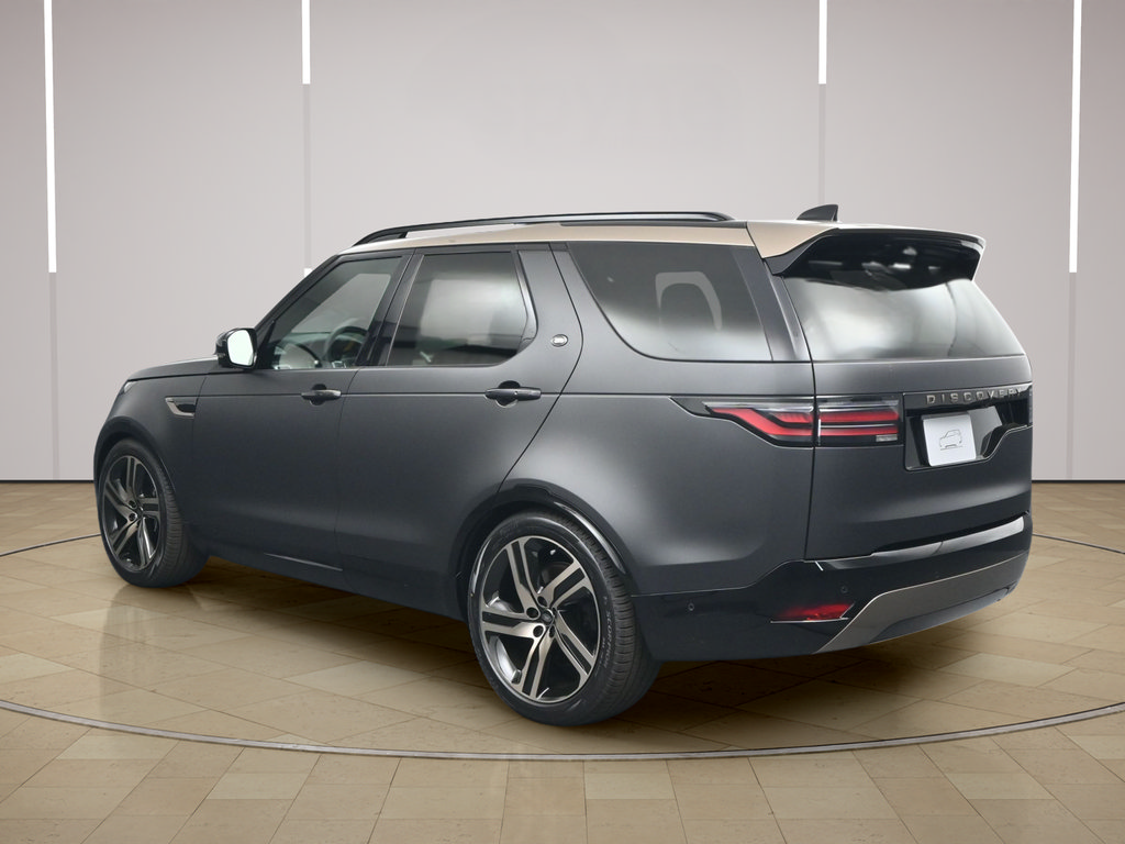 New 2026 Land Rover Discovery Limited Edition AWD/4WD image 3