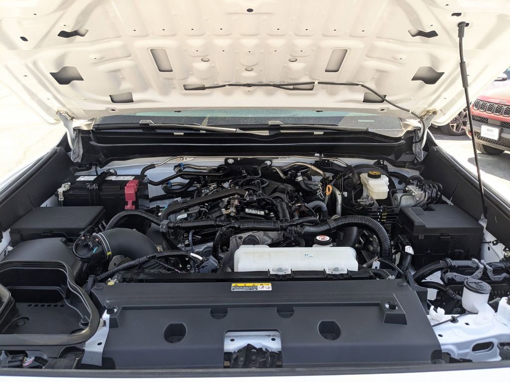 Used 2025 Toyota Tacoma TRD Off-Road image 30