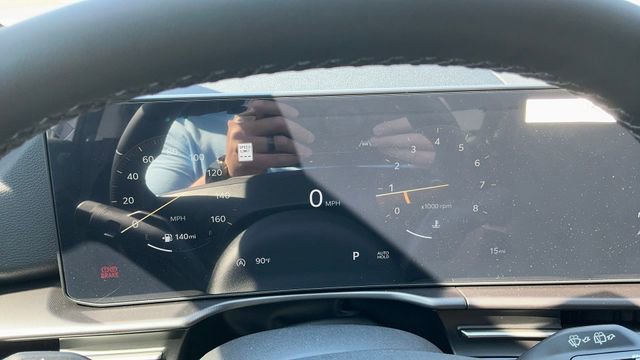 New 2026 Kia Sportage SX image 16