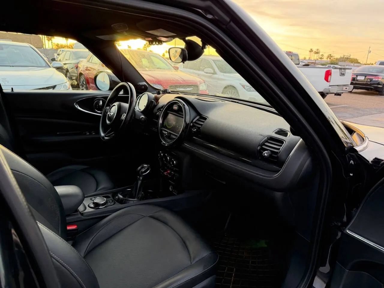 Used 2017 MINI Cooper Clubman FWD image 26