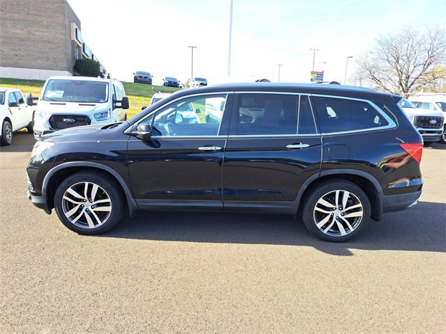 Used 2016 Honda Pilot Elite image 2