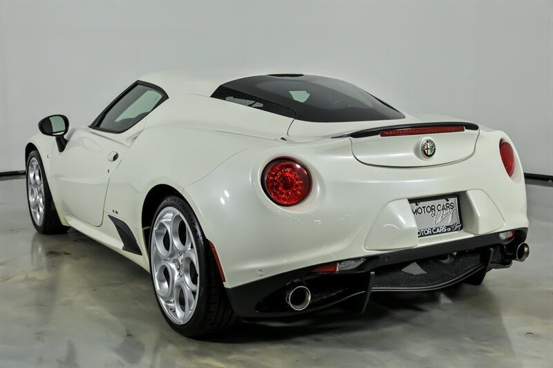 Used 2016 Alfa Romeo 4C Coupe w/ Coupe Track Package 1 RWD image 8