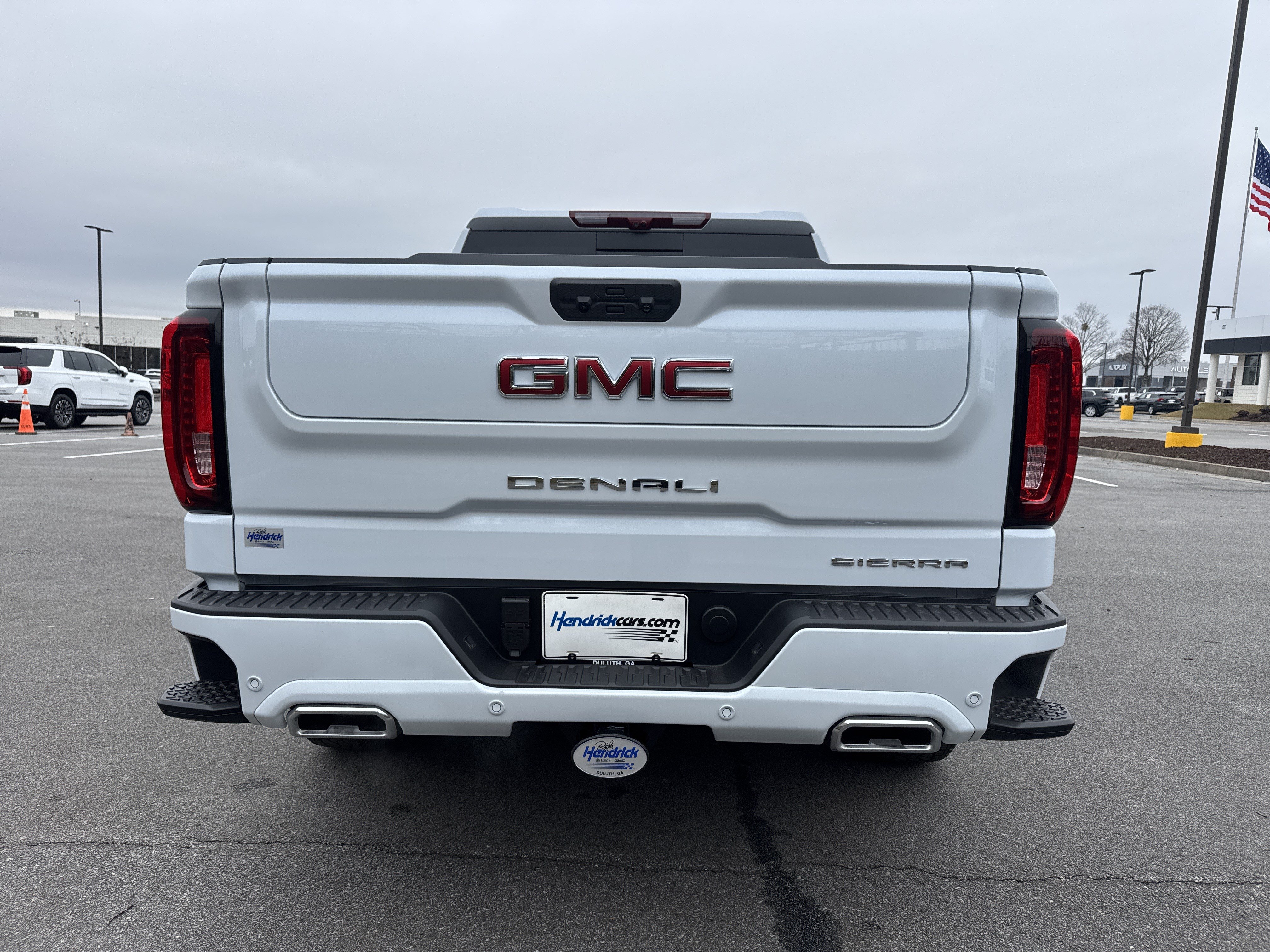 New 2026 GMC Sierra 1500 Denali w/ Technology Package AWD/4WD image 9