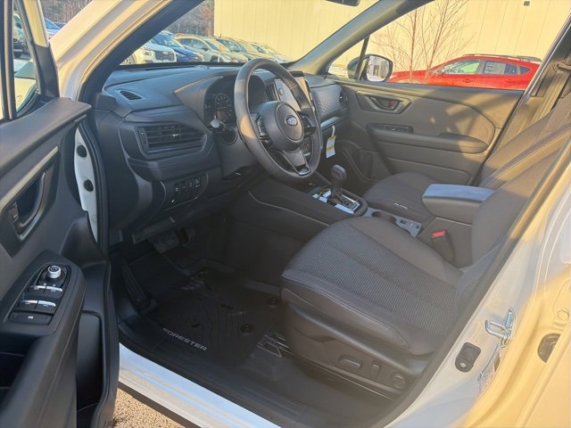 Used 2025 Subaru Forester Premium image 19