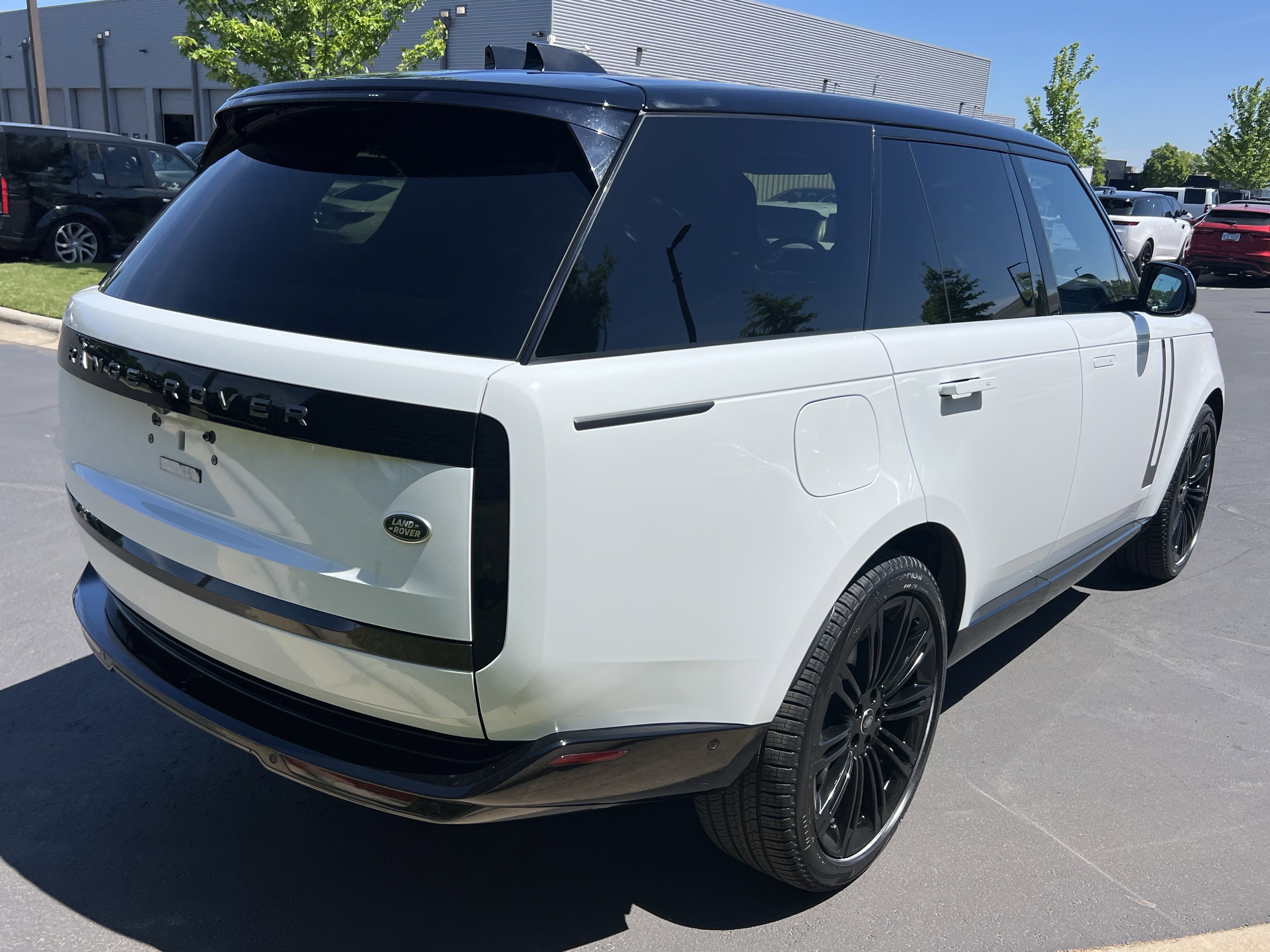 Certified 2022 Land Rover Range Rover SE AWD/4WD image 8