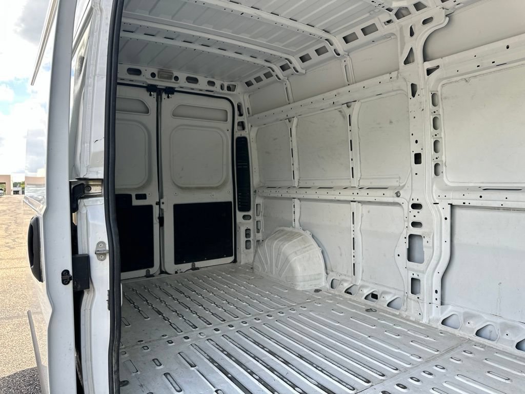Used 2023 RAM ProMaster 2500 FWD image 25