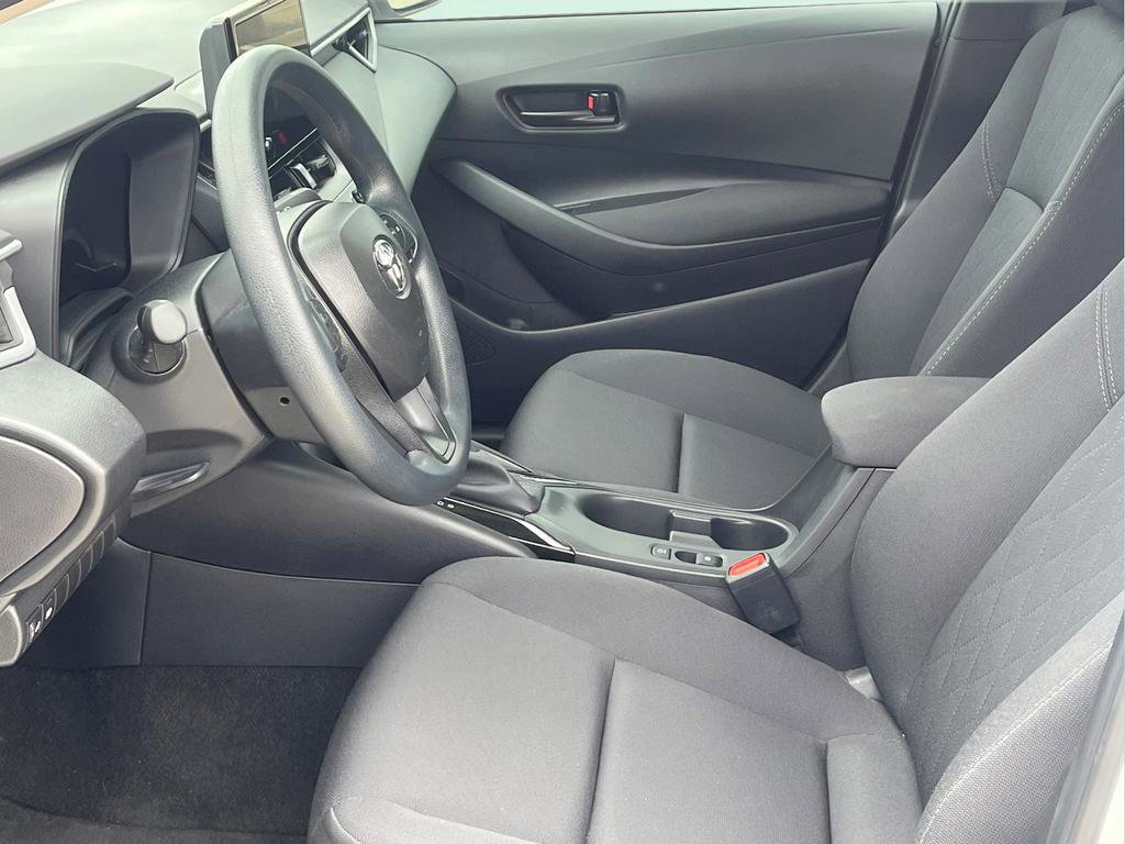 Used 2026 Toyota Corolla LE FWD image 15