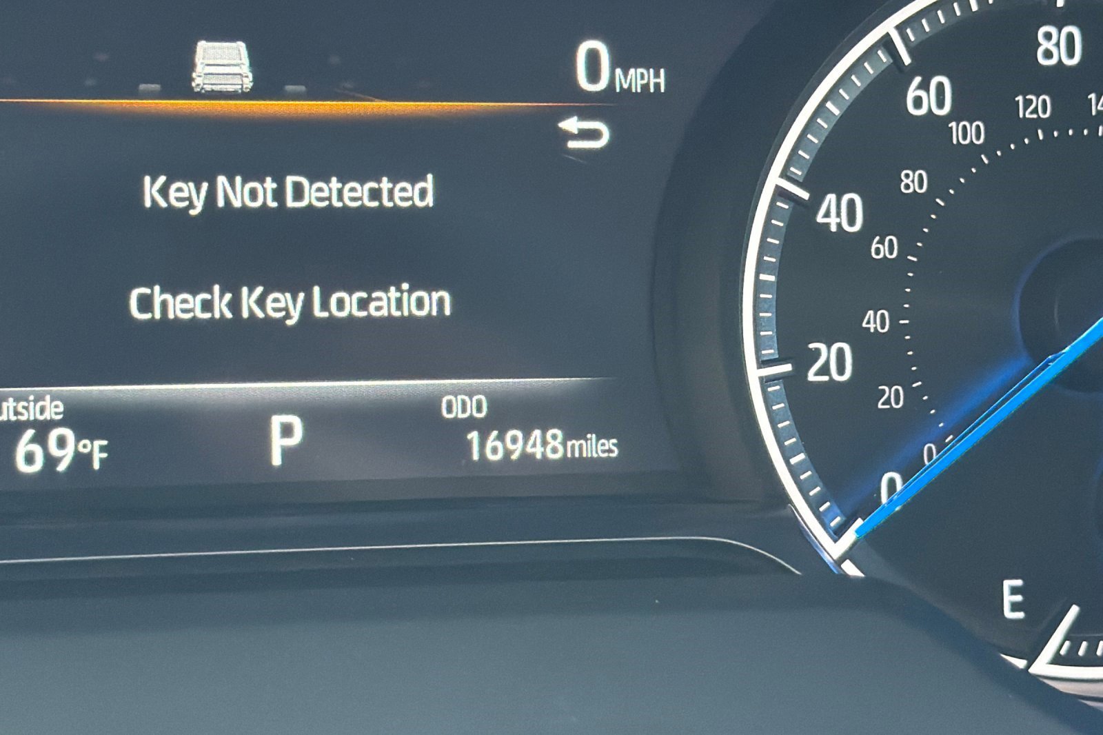 Used 2023 Toyota Venza LE AWD/4WD image 34