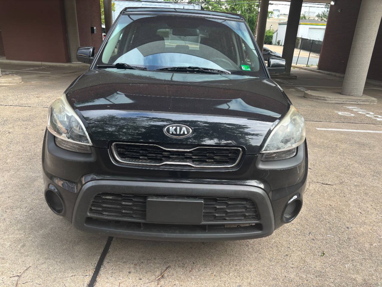 Used 2013 Kia Soul FWD image 2