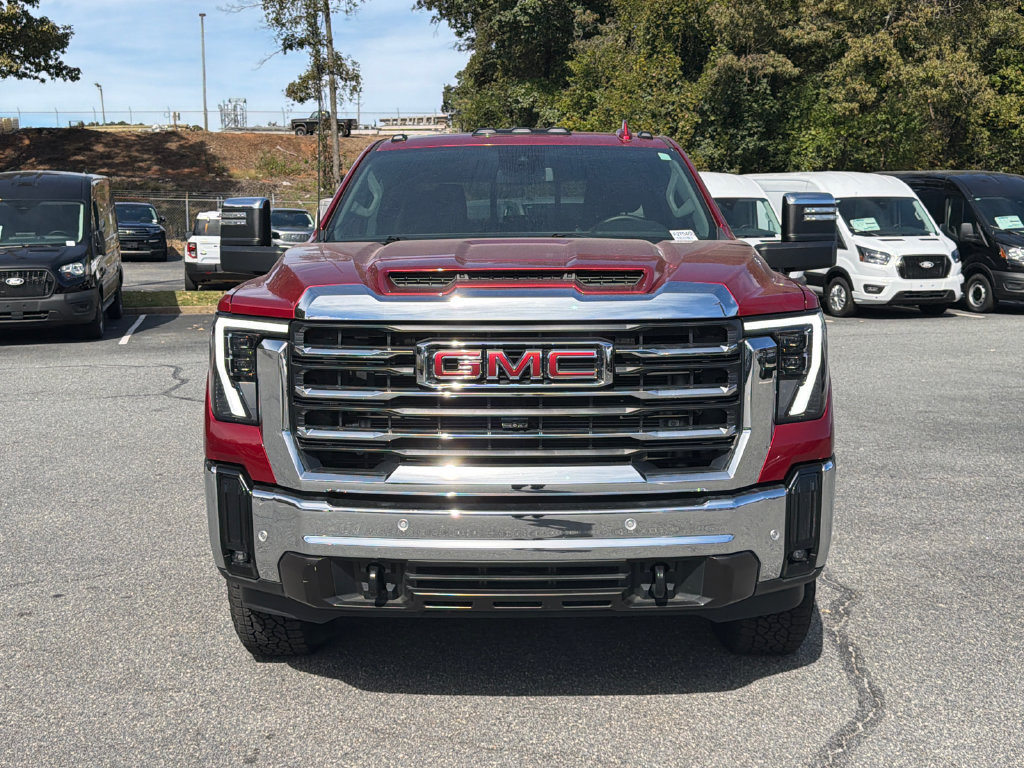 Used 2024 GMC Sierra 2500 SLT w/ SLT Premium Package AWD/4WD image 2