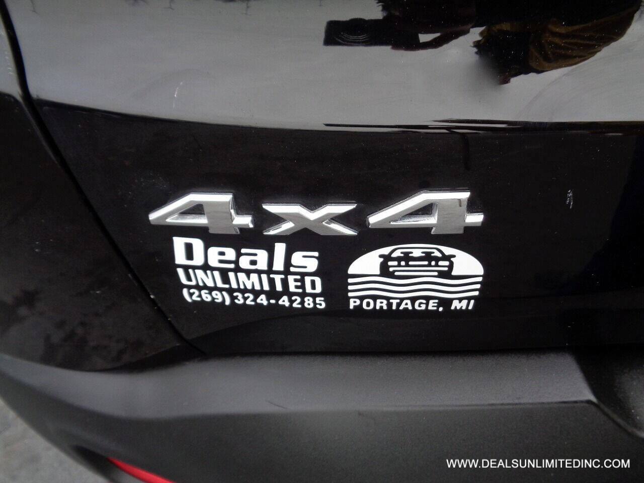 Used 2015 Jeep Renegade Latitude image 7