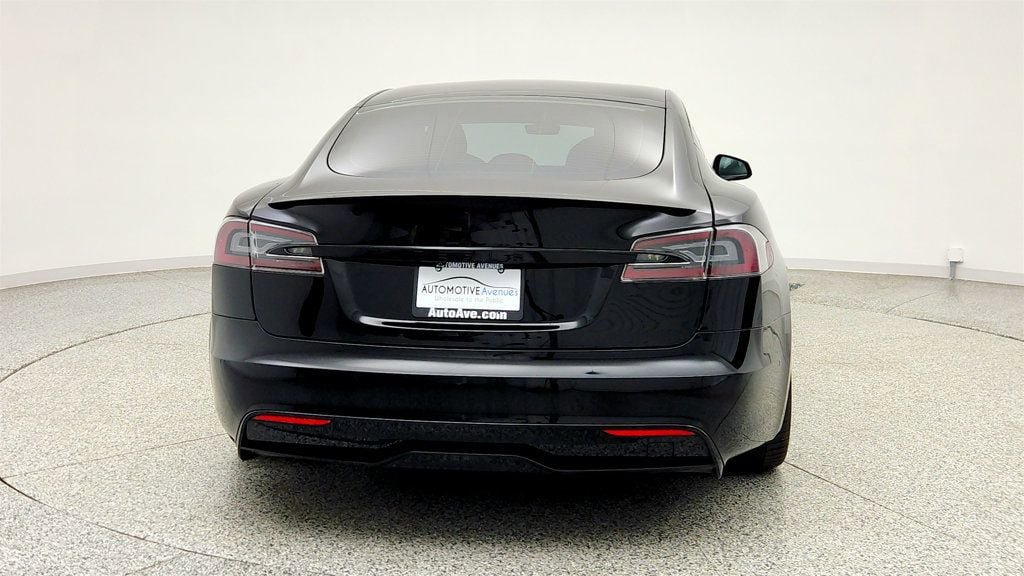 Used 2021 Tesla Model S Plaid image 6