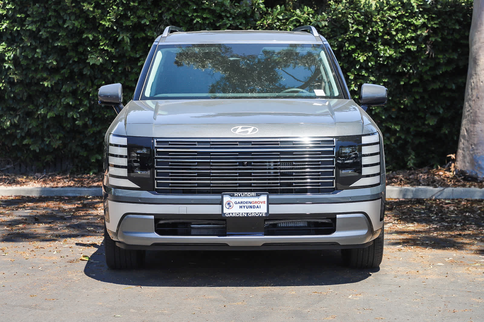 New 2026 Hyundai Palisade Limited FWD image 2