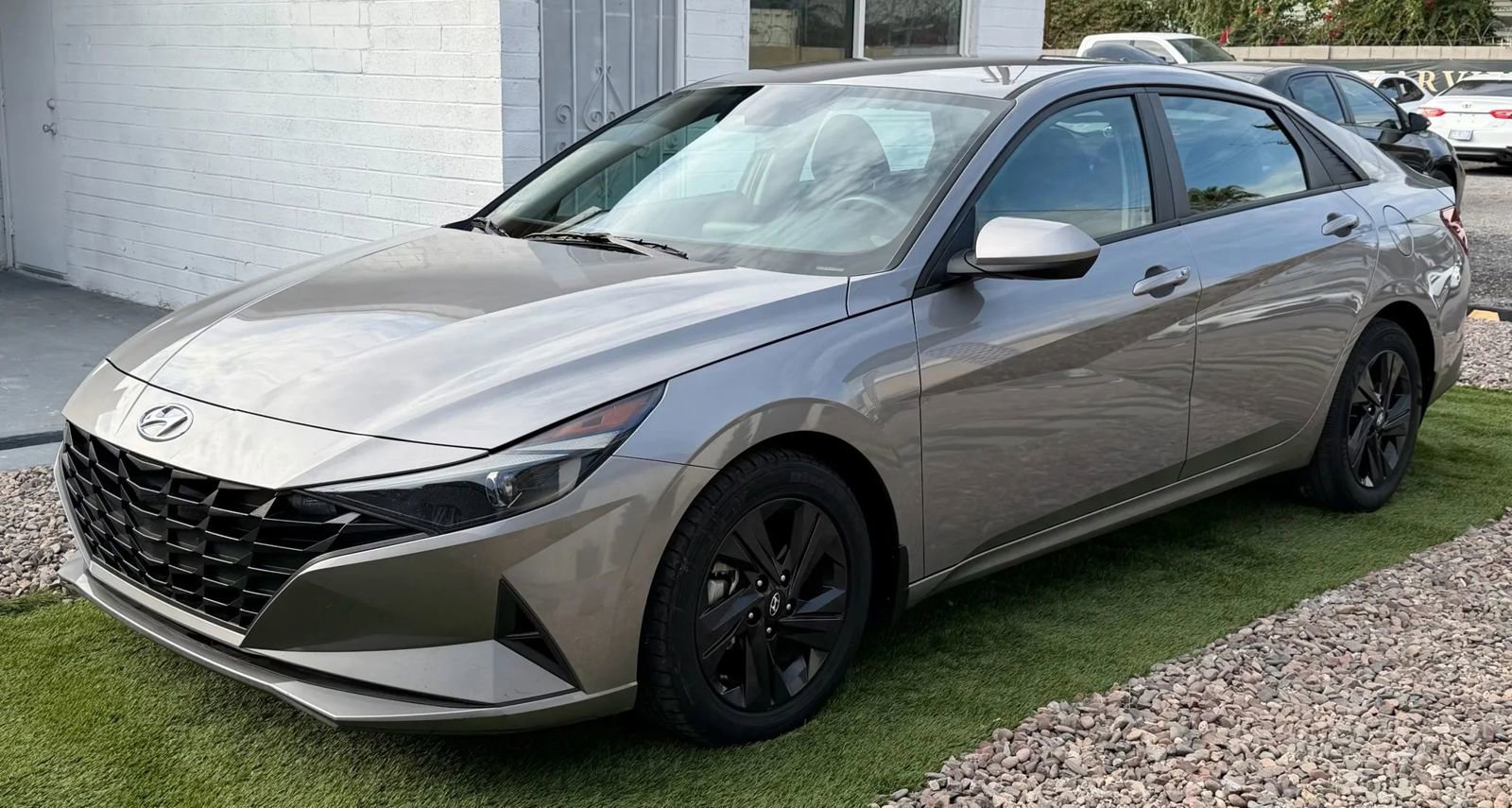 Used 2023 Hyundai Elantra SEL image 13