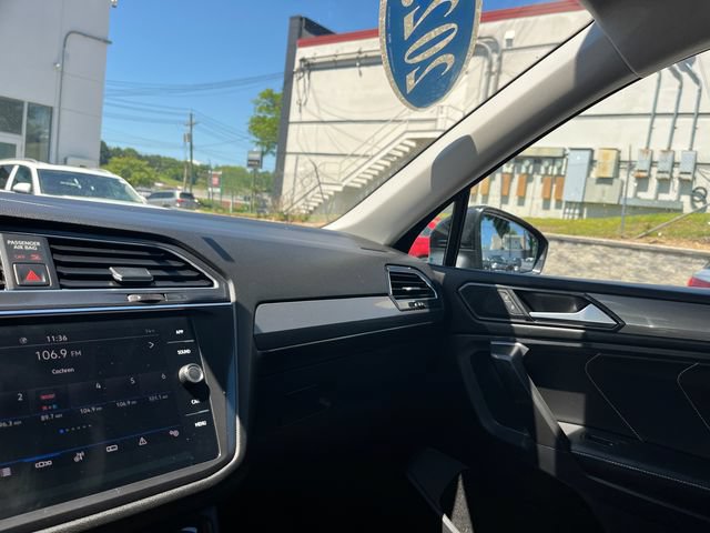 Used 2023 Volkswagen Tiguan SE FWD image 20