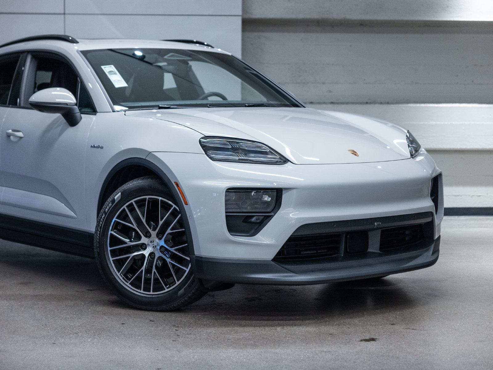 New 2026 Porsche Macan Electric RWD image 12