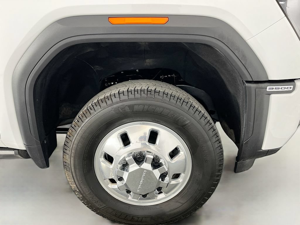 Used 2024 GMC Sierra 3500 Denali Ultimate AWD/4WD image 39