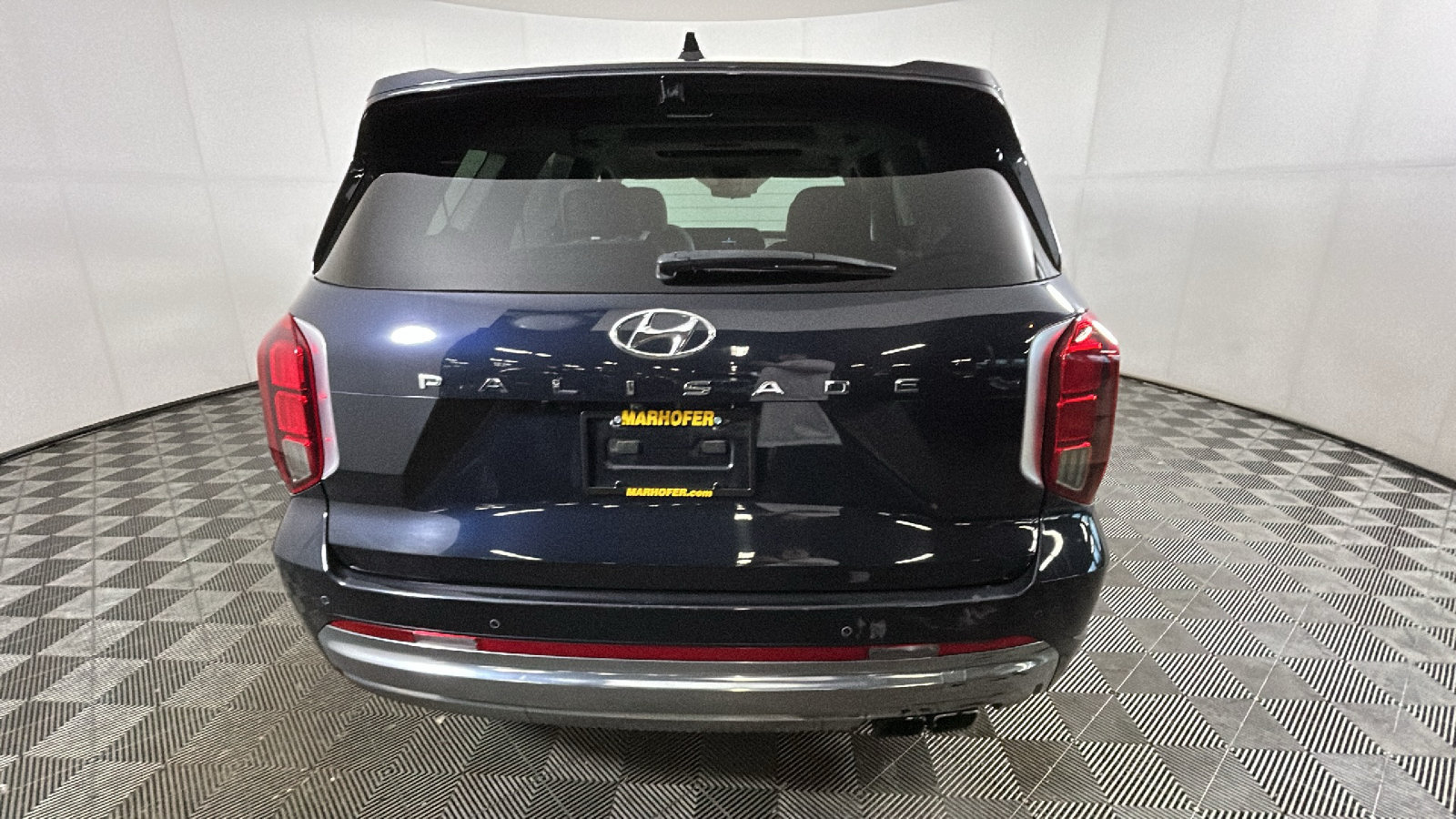 Used 2024 Hyundai Palisade Calligraphy FWD image 4