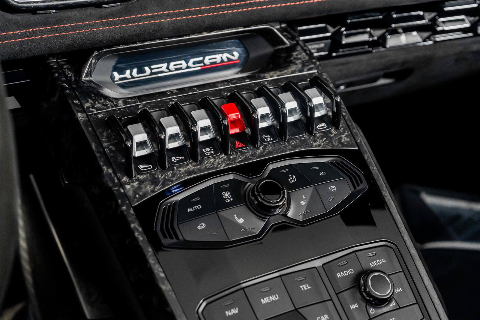 Used 2018 Lamborghini Huracan Performante AWD/4WD image 43