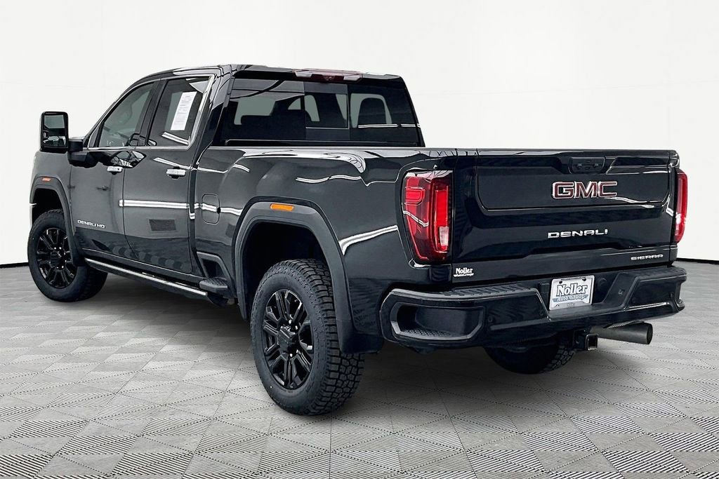 Used 2021 GMC Sierra 2500 Denali w/ Denali Black Diamond Edition image 13