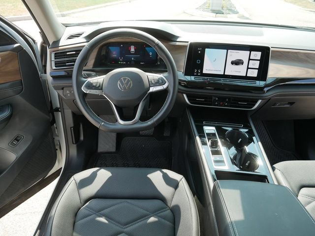 Certified 2026 Volkswagen Atlas SE w/ Panoramic Sunroof Package AWD/4WD image 21