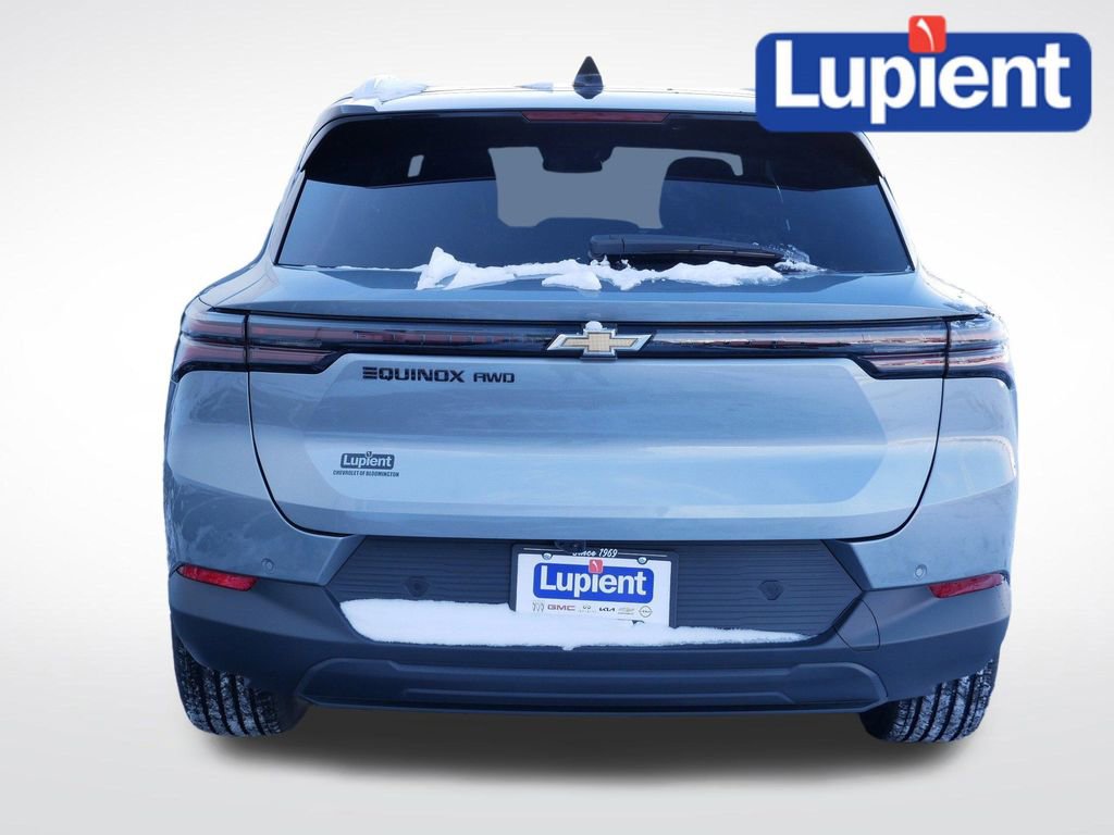 New 2026 Chevrolet Equinox EV LT image 4