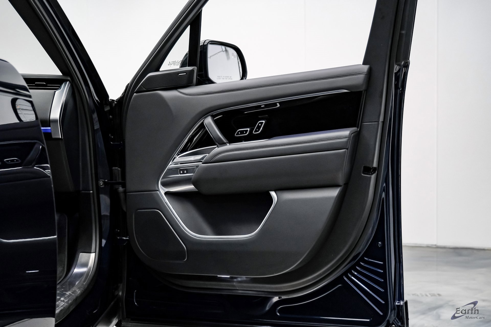 Used 2023 Land Rover Range Rover SE image 71