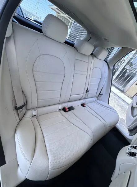 Used 2022 Mercedes-Benz GLC 300 w/ Premium Package Lite image 23