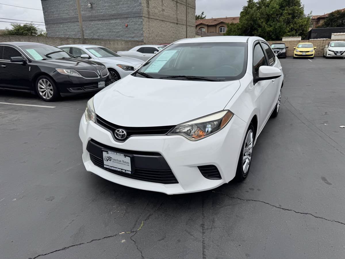 Used 2016 Toyota Corolla LE FWD image 12