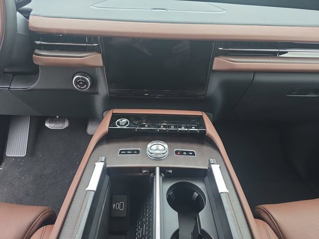 New 2026 Lincoln Navigator L Reserve image 11