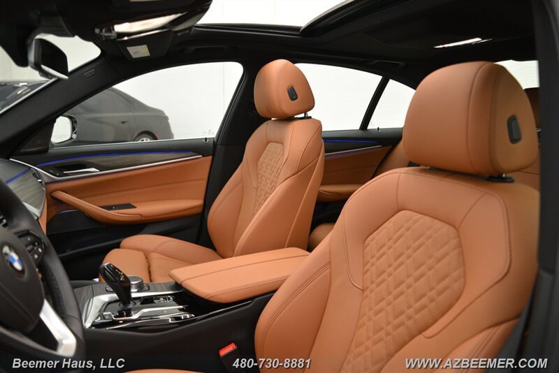 Used 2023 BMW 530i w/ Premium Package RWD image 18
