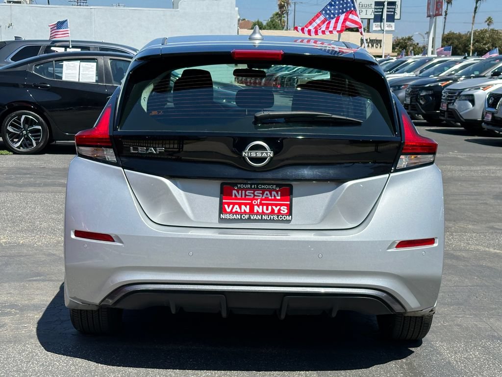Used 2024 Nissan Leaf S FWD image 6