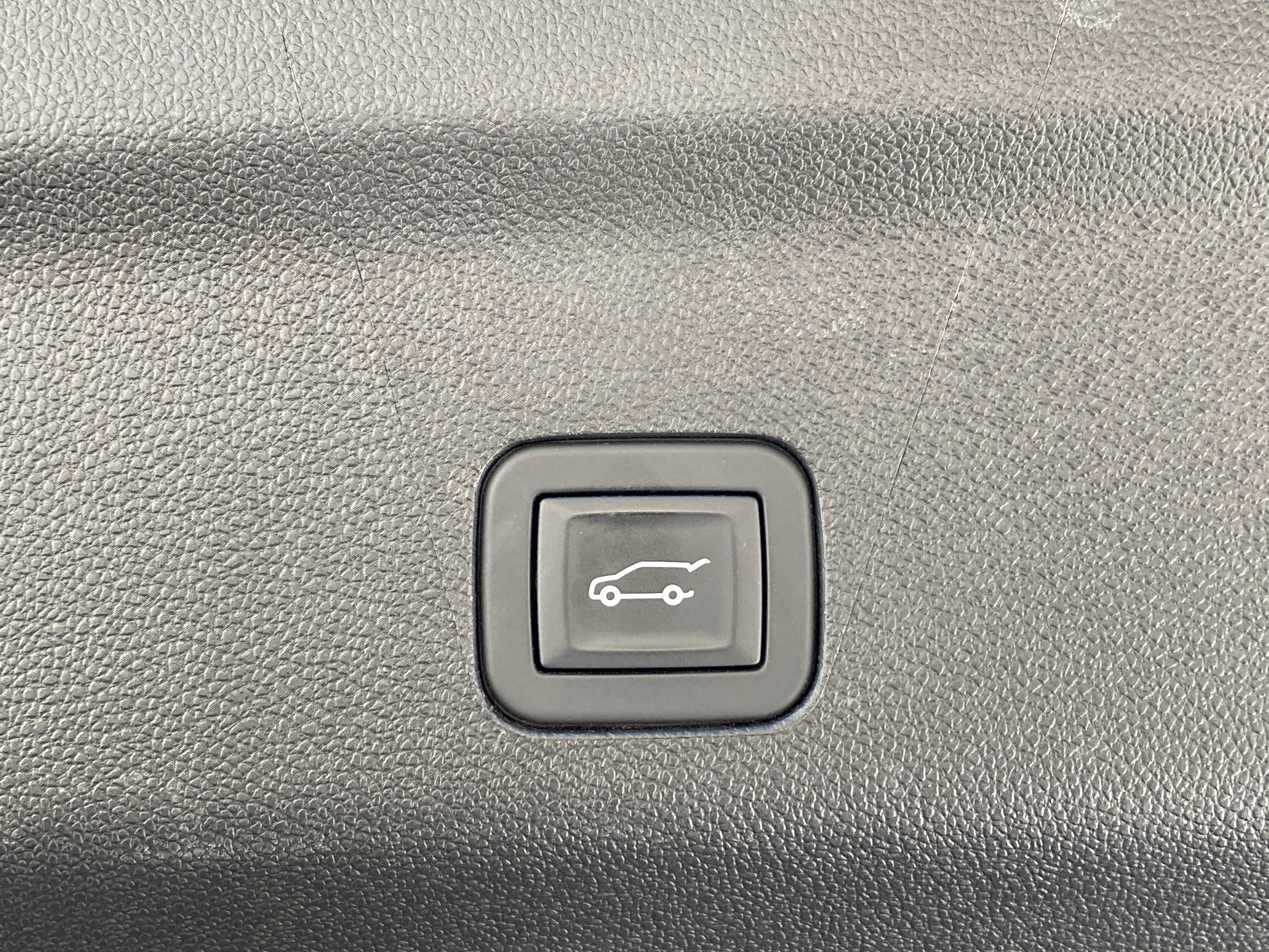 Used 2025 GMC Yukon Denali Ultimate image 54