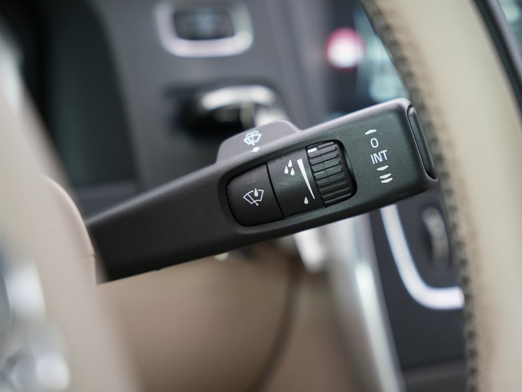 Used 2015 Volvo S60 T5 Platinum image 15