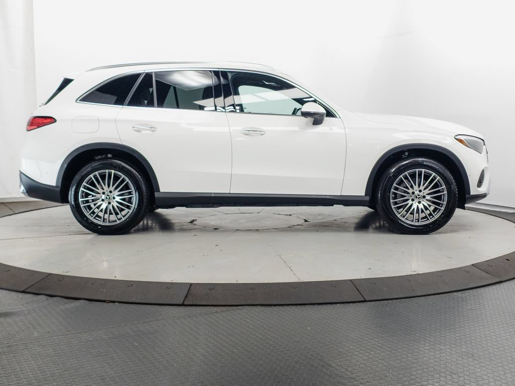 Certified 2026 Mercedes-Benz GLC 300 4MATIC image 34