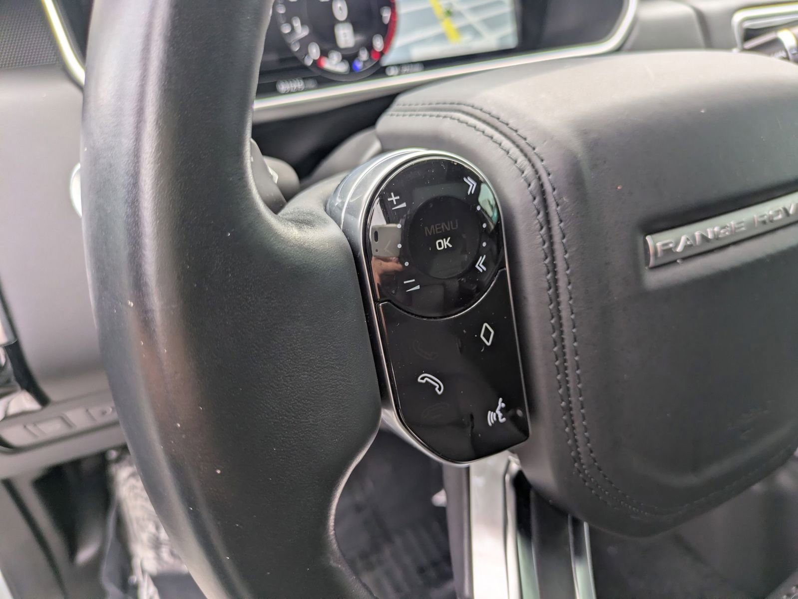Used 2021 Land Rover Range Rover P525 Westminster Edition LWB image 17