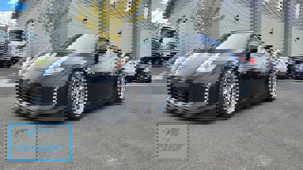 Used 2017 Nissan 370Z Coupe image 7