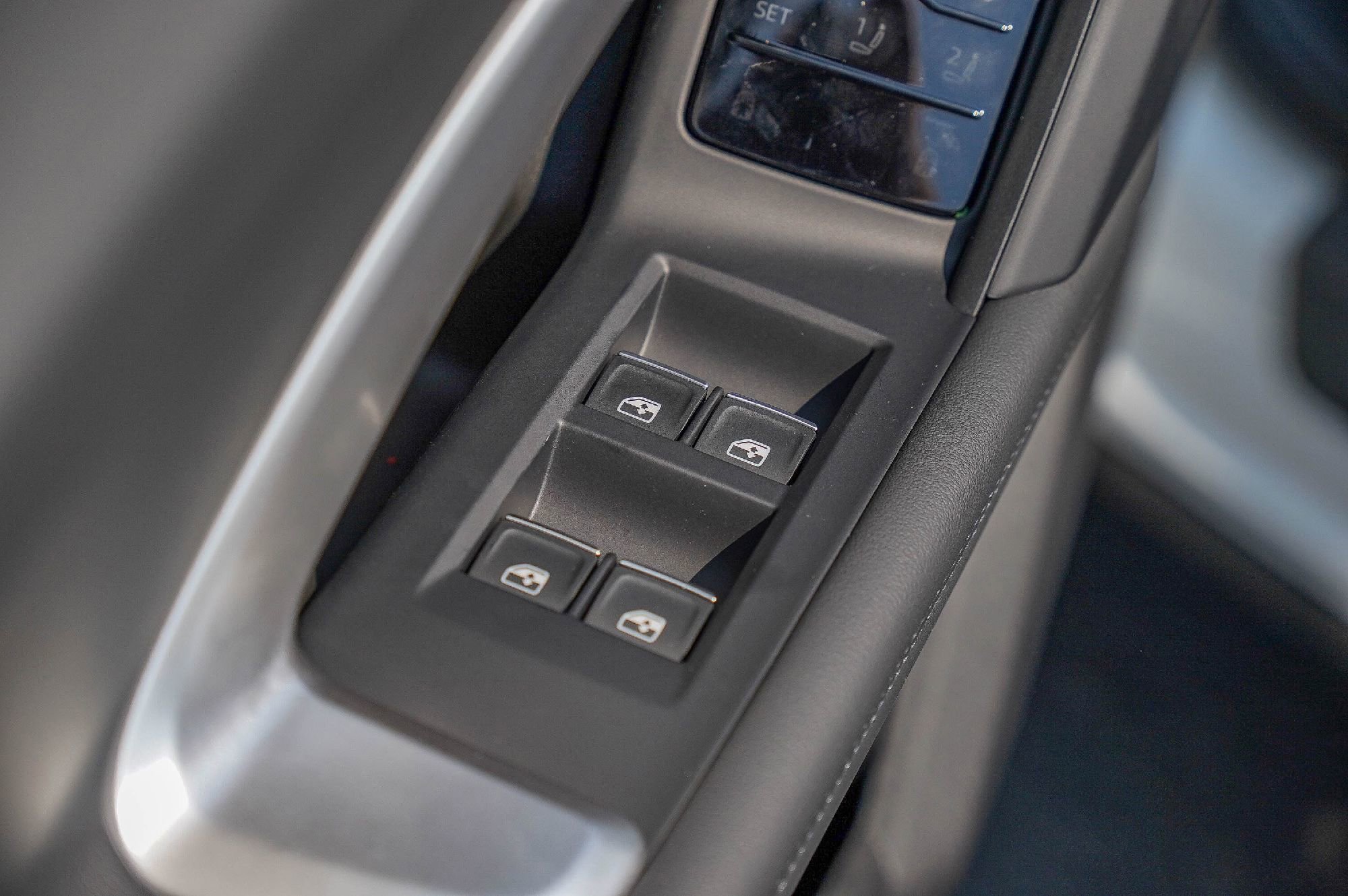 New 2025 Audi Q5 Premium Plus image 17