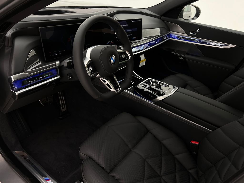 New 2026 BMW 740i xDrive image 10