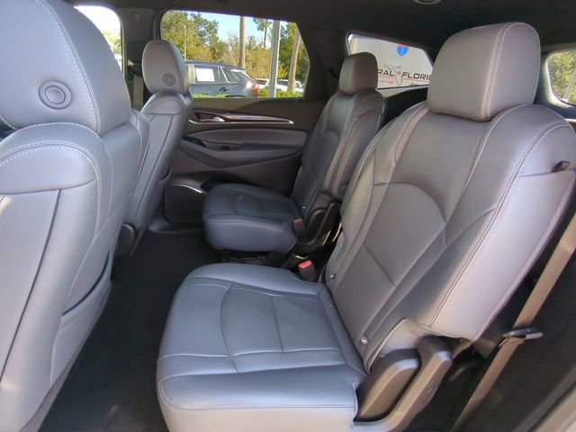 Used 2024 Buick Enclave Premium image 17