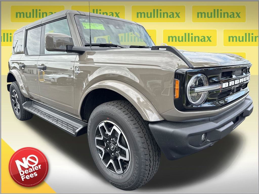 New 2026 Ford Bronco Outer Banks AWD/4WD image 1