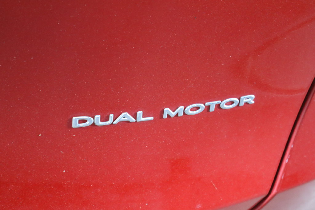 Used 2023 Tesla Model Y Long Range AWD/4WD image 49