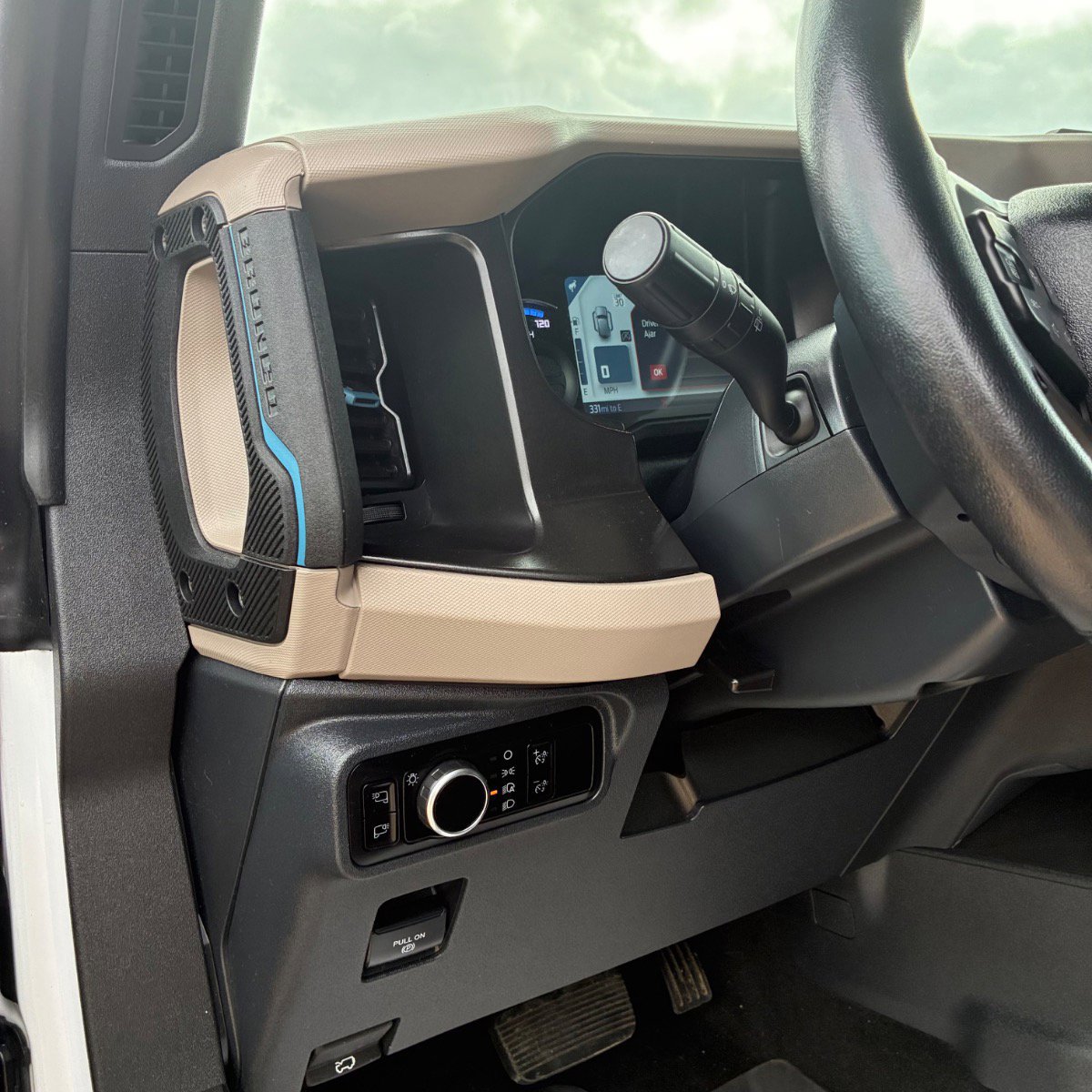 Used 2023 Ford Bronco Wildtrak AWD/4WD image 13