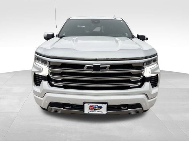 Certified 2023 Chevrolet Silverado 1500 High Country w/ Technology Package image 9