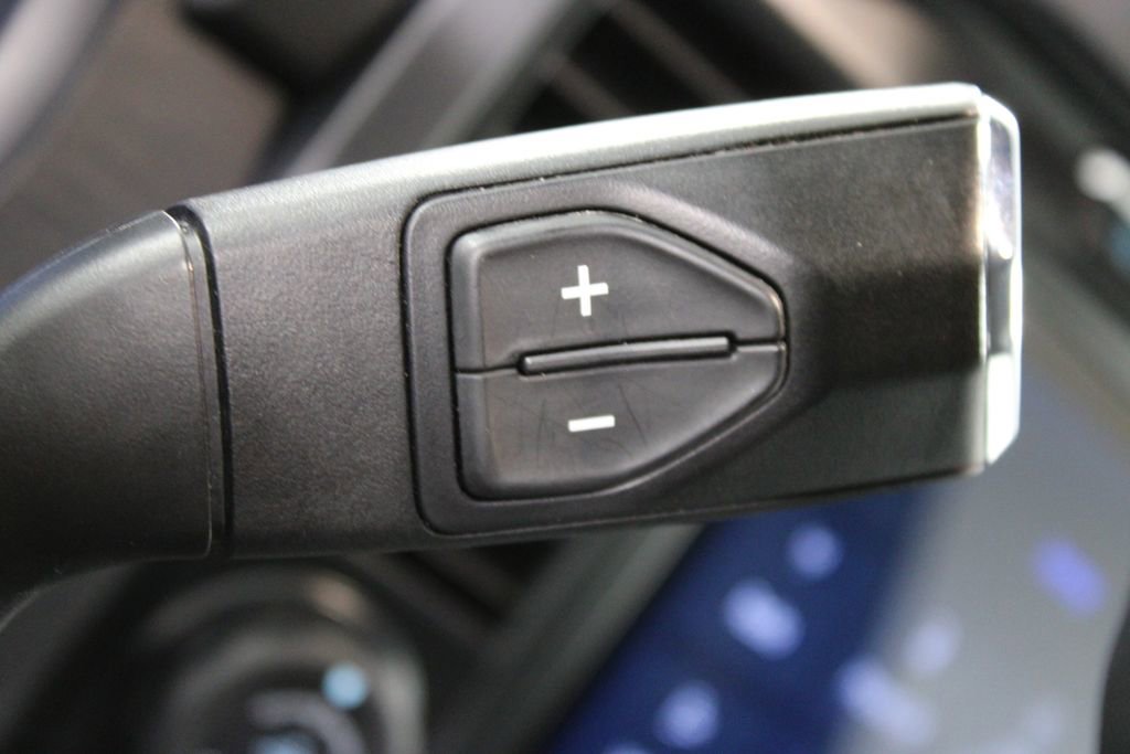 Used 2024 Ford F150 XLT image 38