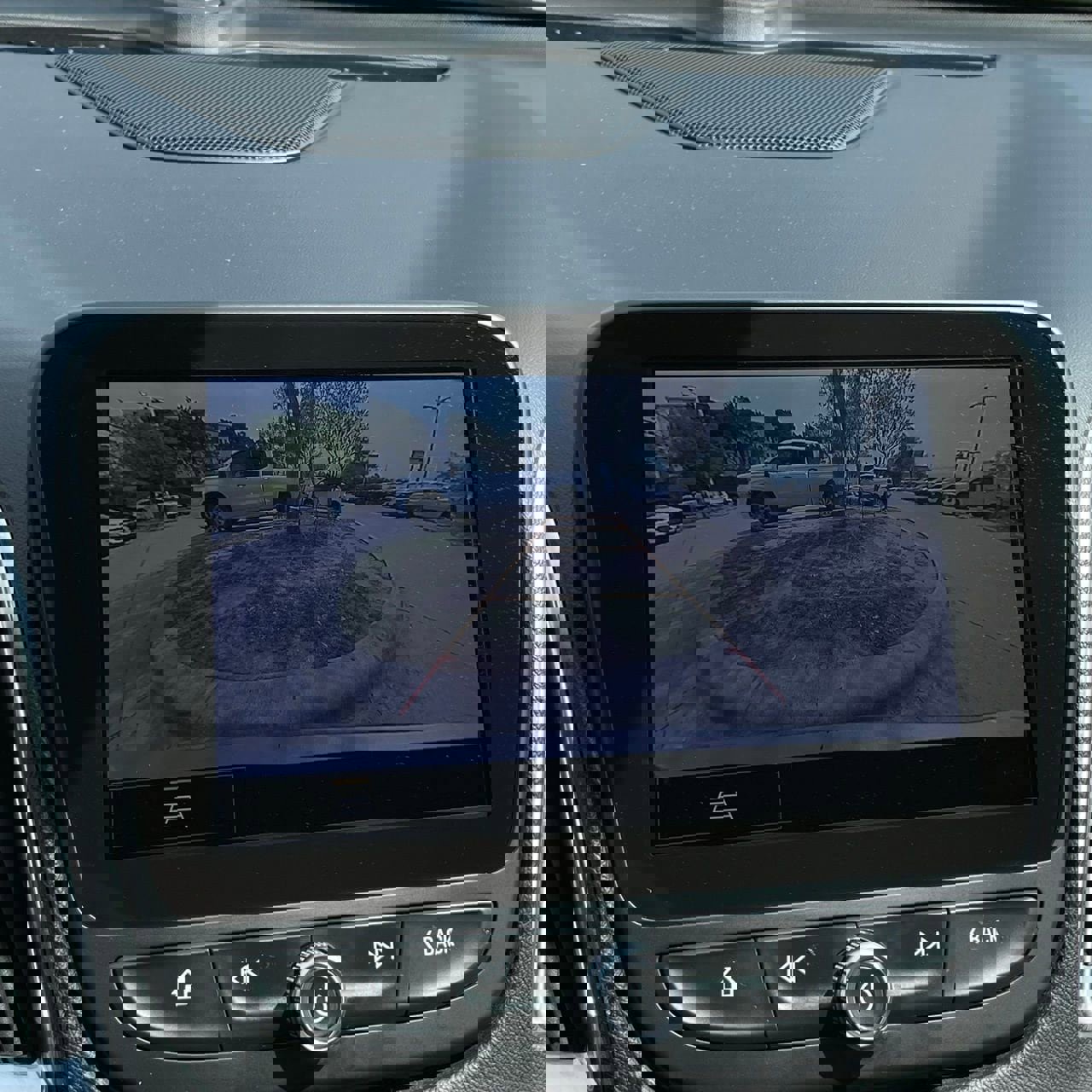 Used 2024 Chevrolet Malibu LT image 19