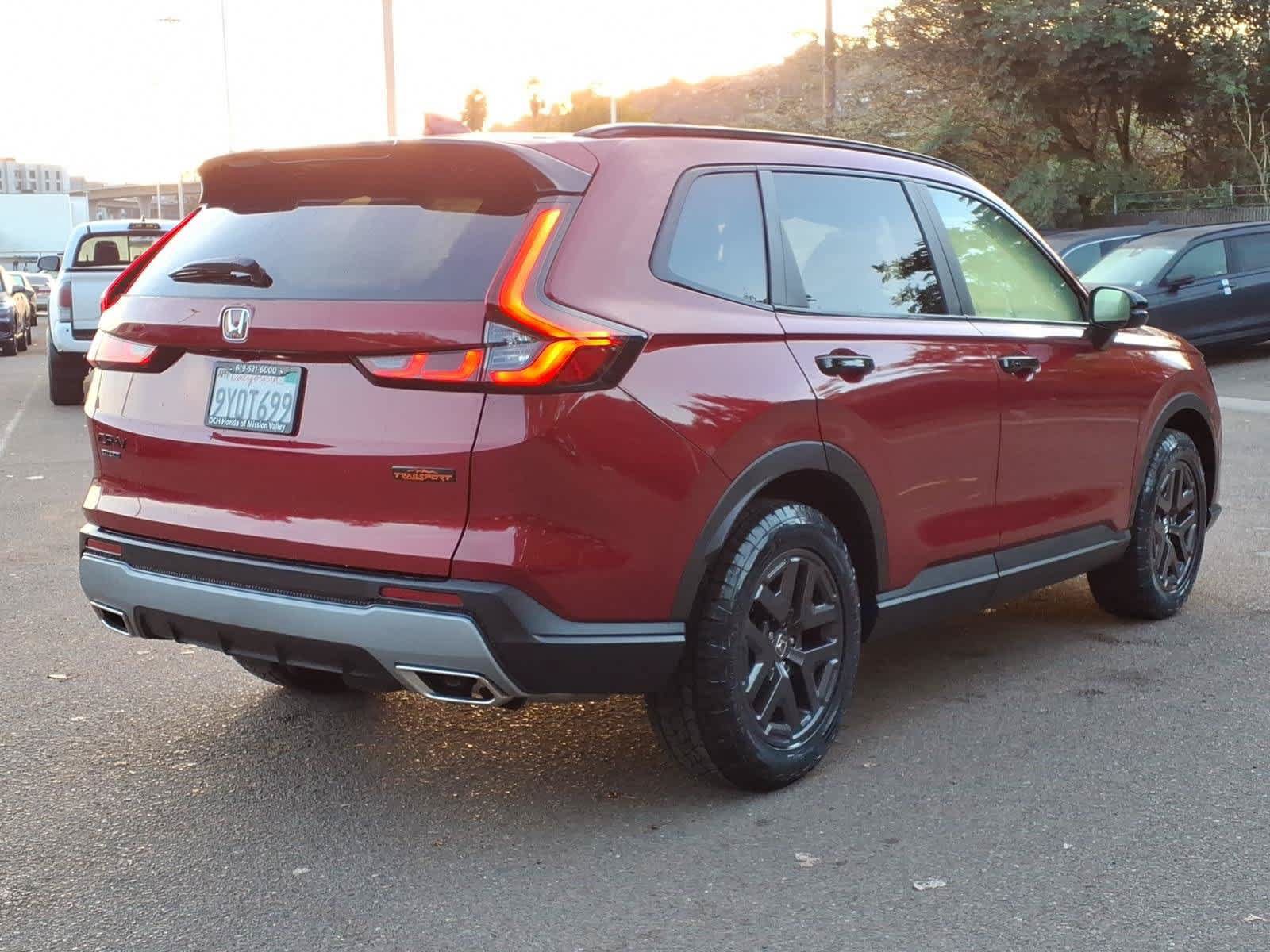 Used 2026 Honda CR-V TrailSport image 4